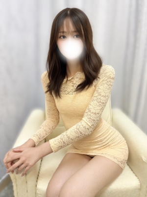 柚木みなみ